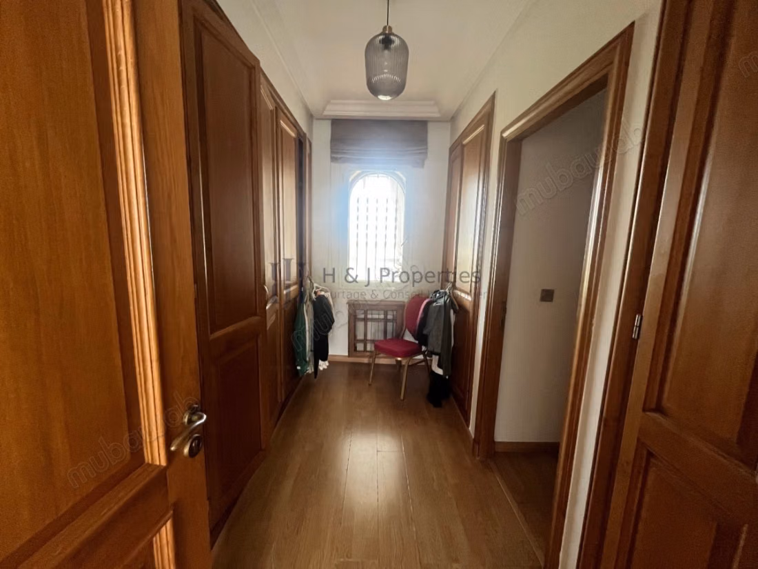 Villa t5 de 480m²