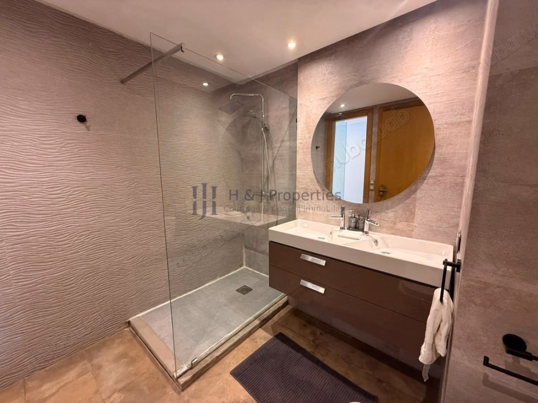T4 meuble de 167m² – 3 chambres