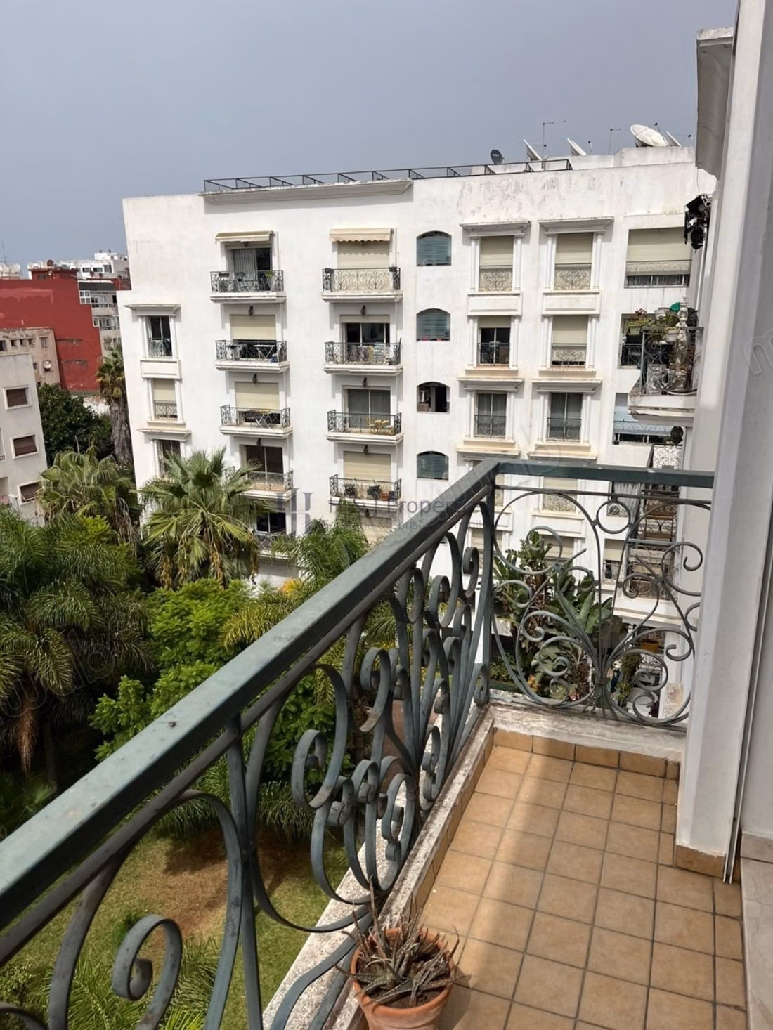 Appartement t2 de 82 m² – 1 chambre — 3