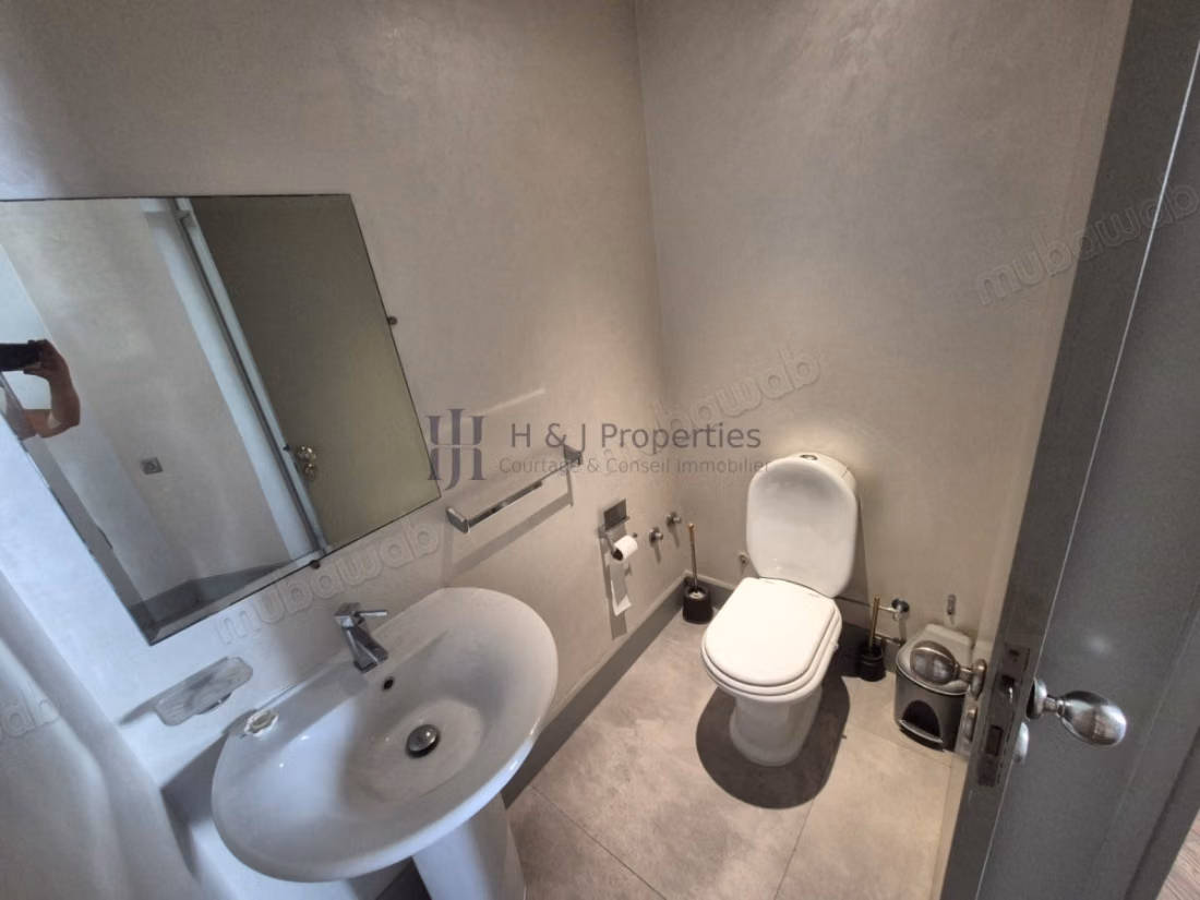 29 000DHS/MOIS – DUPLEX T3 Meublé DE 329M² – 2 CH
