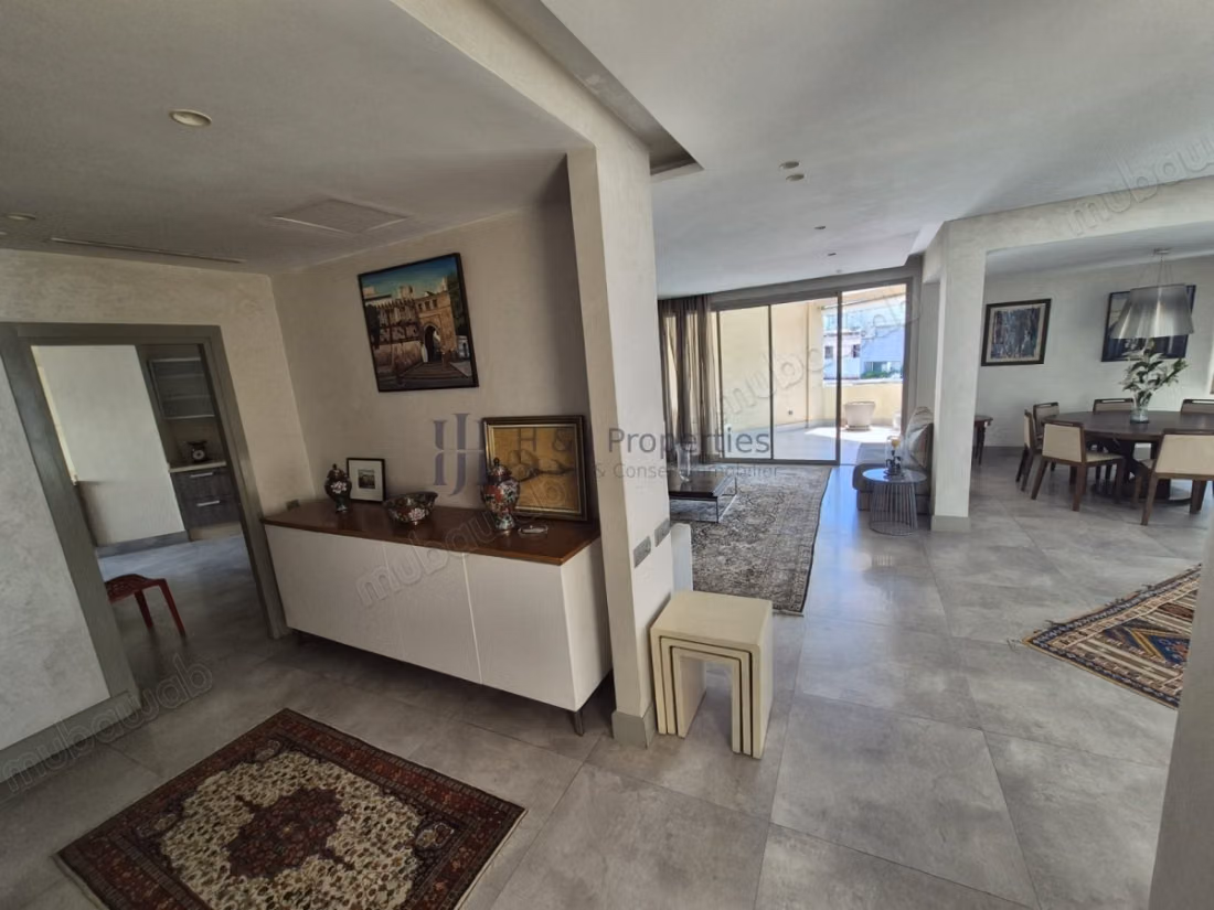 29 000DHS/MOIS – DUPLEX T3 Meublé DE 329M² – 2 CH