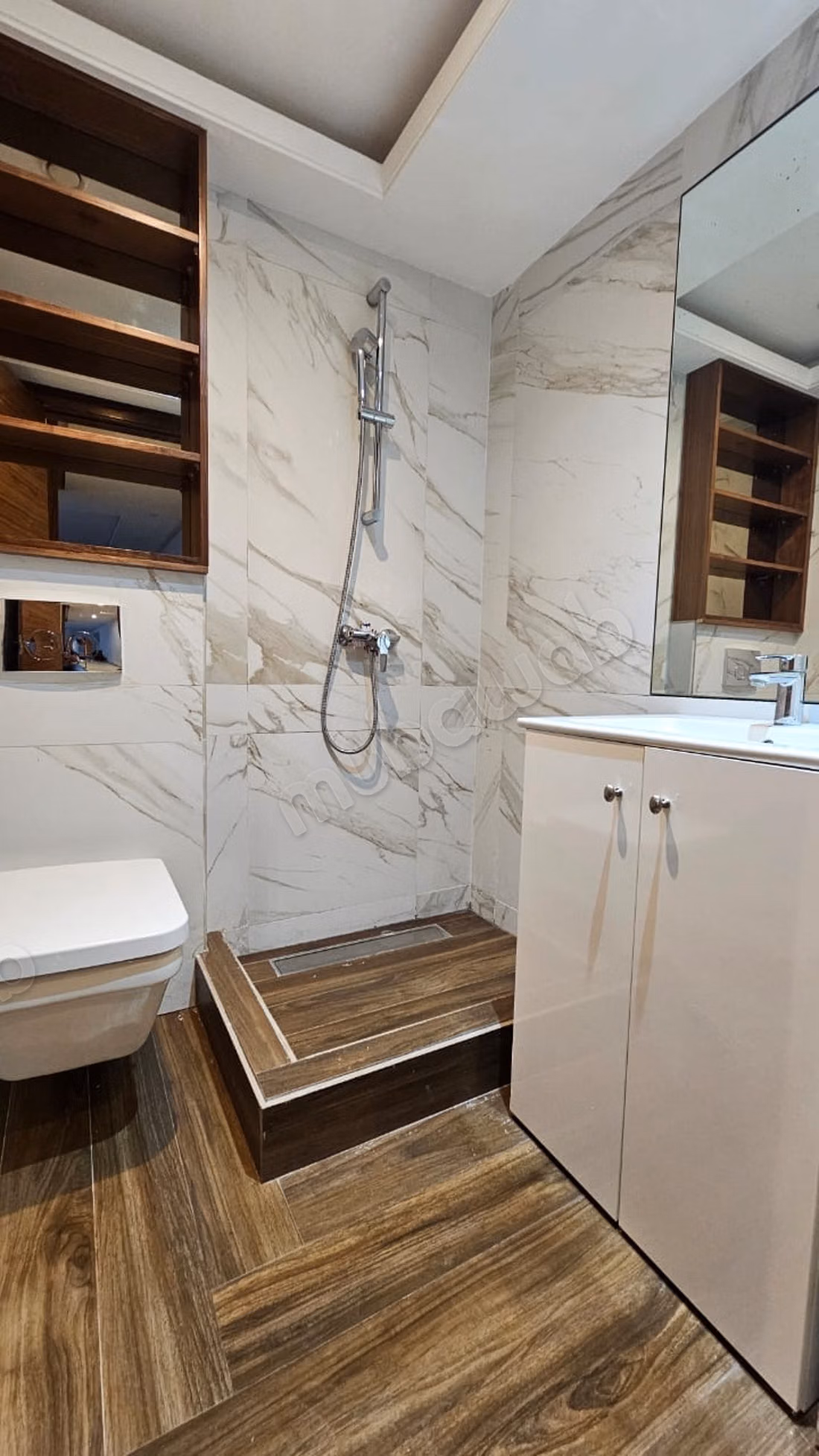 Mooi appartement te huur in Racine. 2 mooie slaapkamers. Goed ingericht