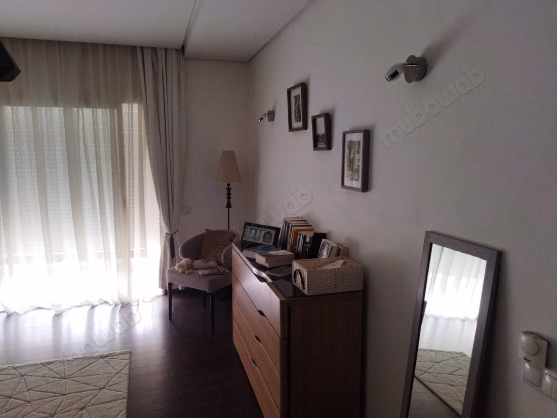 Prachtige villa te koop in Sidi Maarouf. Oppervlakte 371 m²