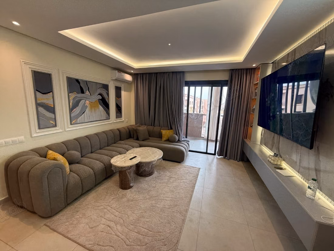 Apartment for sale in Guéliz. 
2 rooms. 
Fully furnished