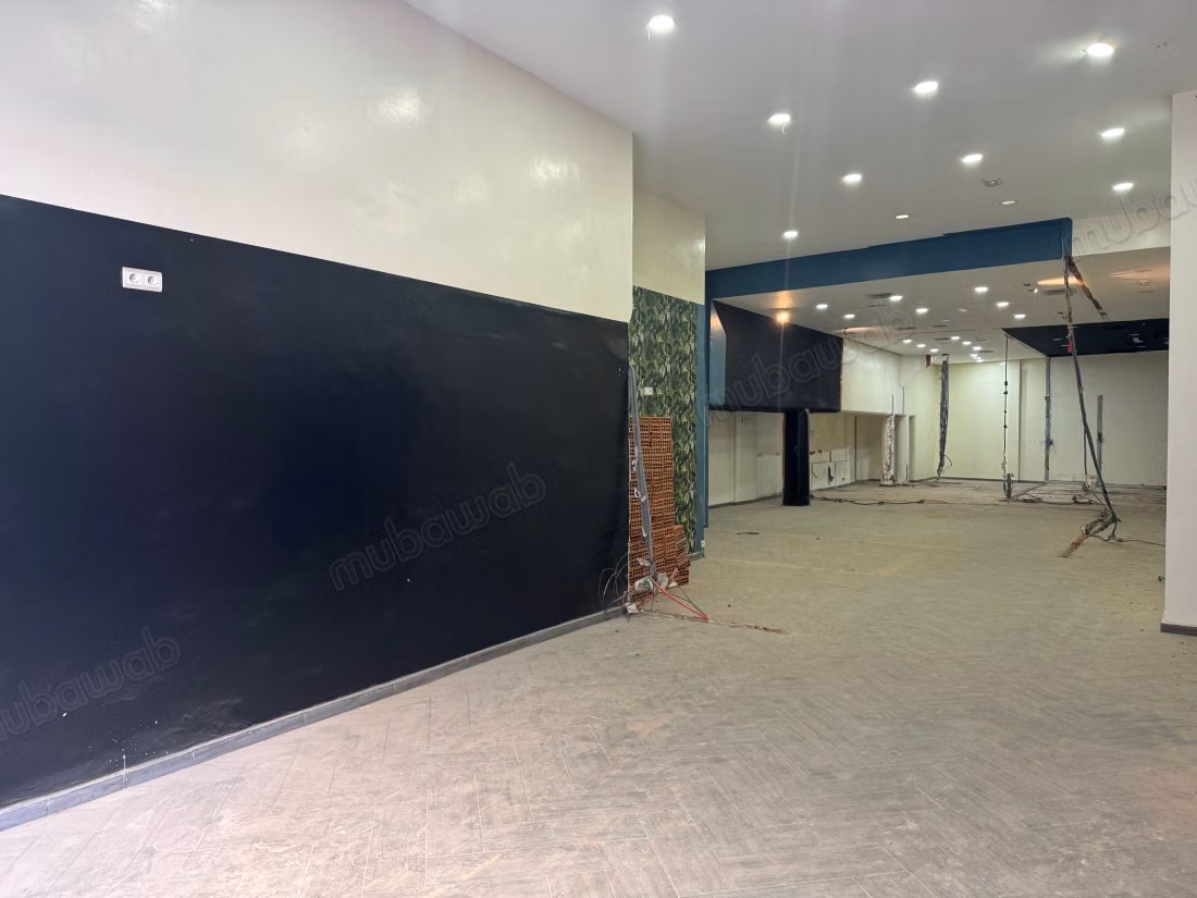 Louez le local idéal à Les princesses.
Surface de 153 m²