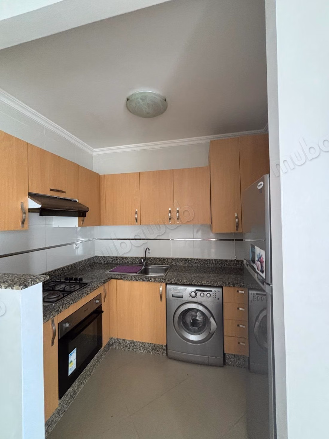 Appartement à vendre à Asilah. 1 Pièce. Antenne parabolique, résidence sécurisée