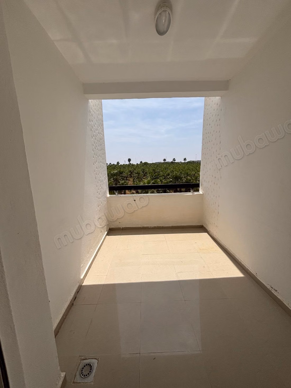 Appartement à vendre à Asilah. 1 Pièce. Antenne parabolique, résidence sécurisée