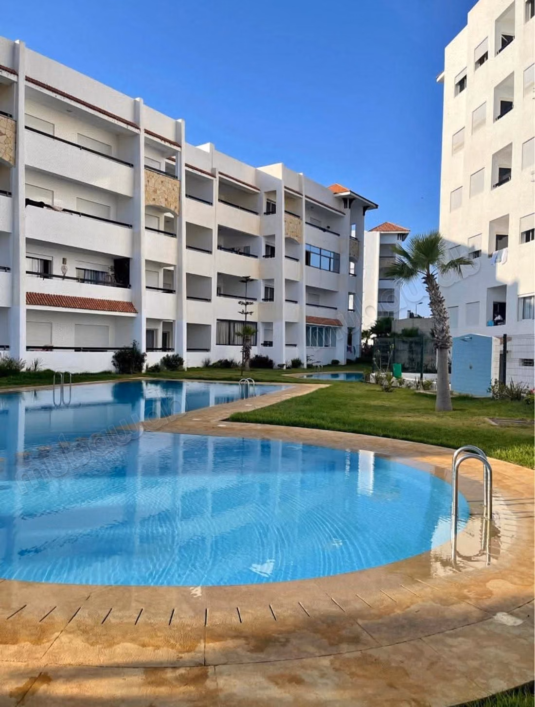 Appartement à vendre à Asilah. 1 Pièce. Antenne parabolique, résidence sécurisée
