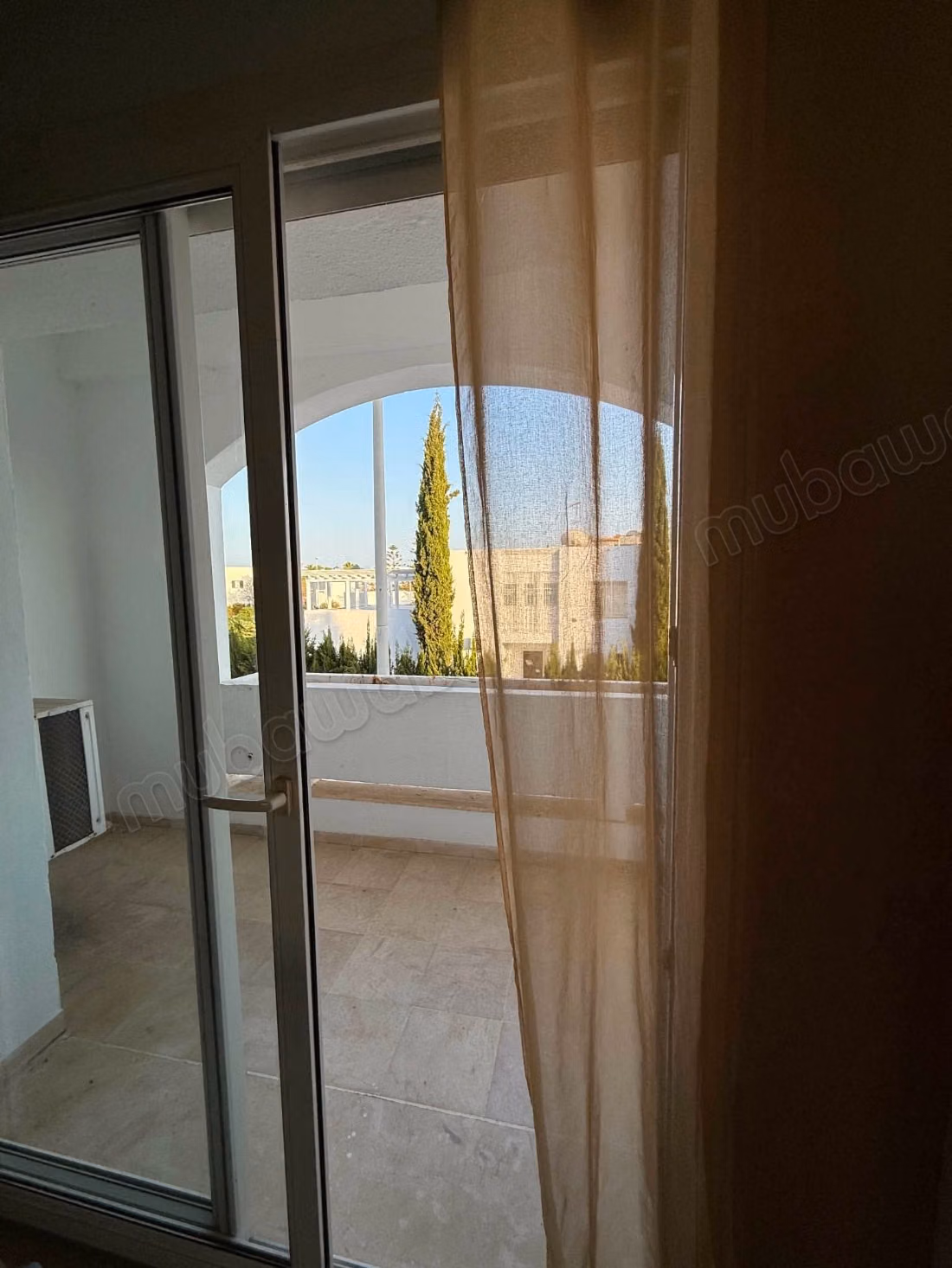 Superb apartment for rent in Les Jardins de Carthage. 3 comfortable rooms. Air conditioning system