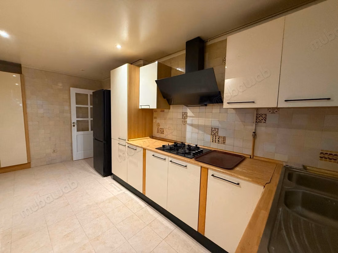 Superb apartment for rent in Les Jardins de Carthage. 3 comfortable rooms. Air conditioning system