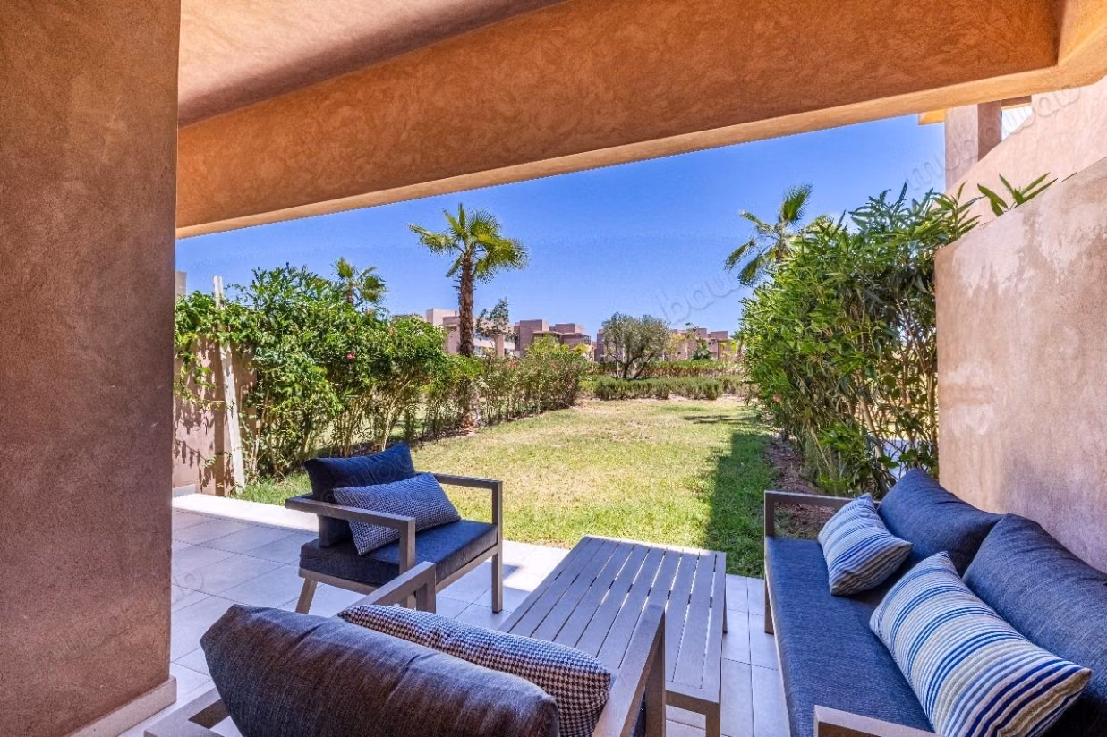 Vente d'un bel appartement à Agdal. 
Superficie 45 m². 
Meublé — 3