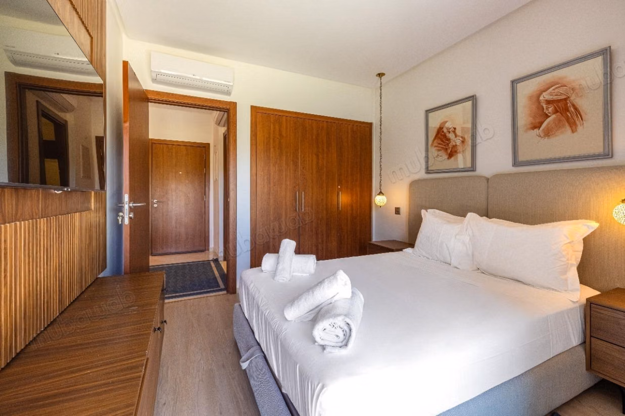 Vente d'un bel appartement à Agdal. 
Superficie 45 m². 
Meublé — 5