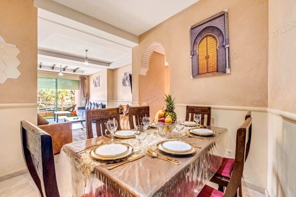 Alquile este apartamento en Route Casablanca. Superficie total 120 m². Amueblado