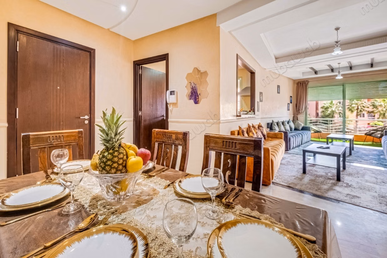 Alquile este apartamento en Route Casablanca. Superficie total 120 m². Amueblado