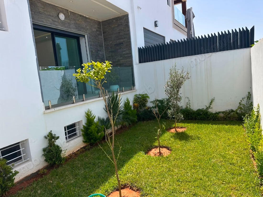 Luxury villa for sale in Harhoura. Area 212 m². Double glazed windows and reinforced door