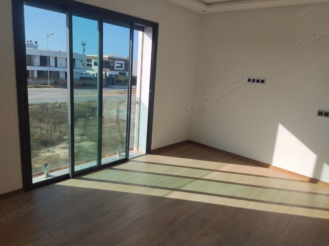 Luxury villa for sale in Harhoura. Area 212 m². Double glazed windows and reinforced door