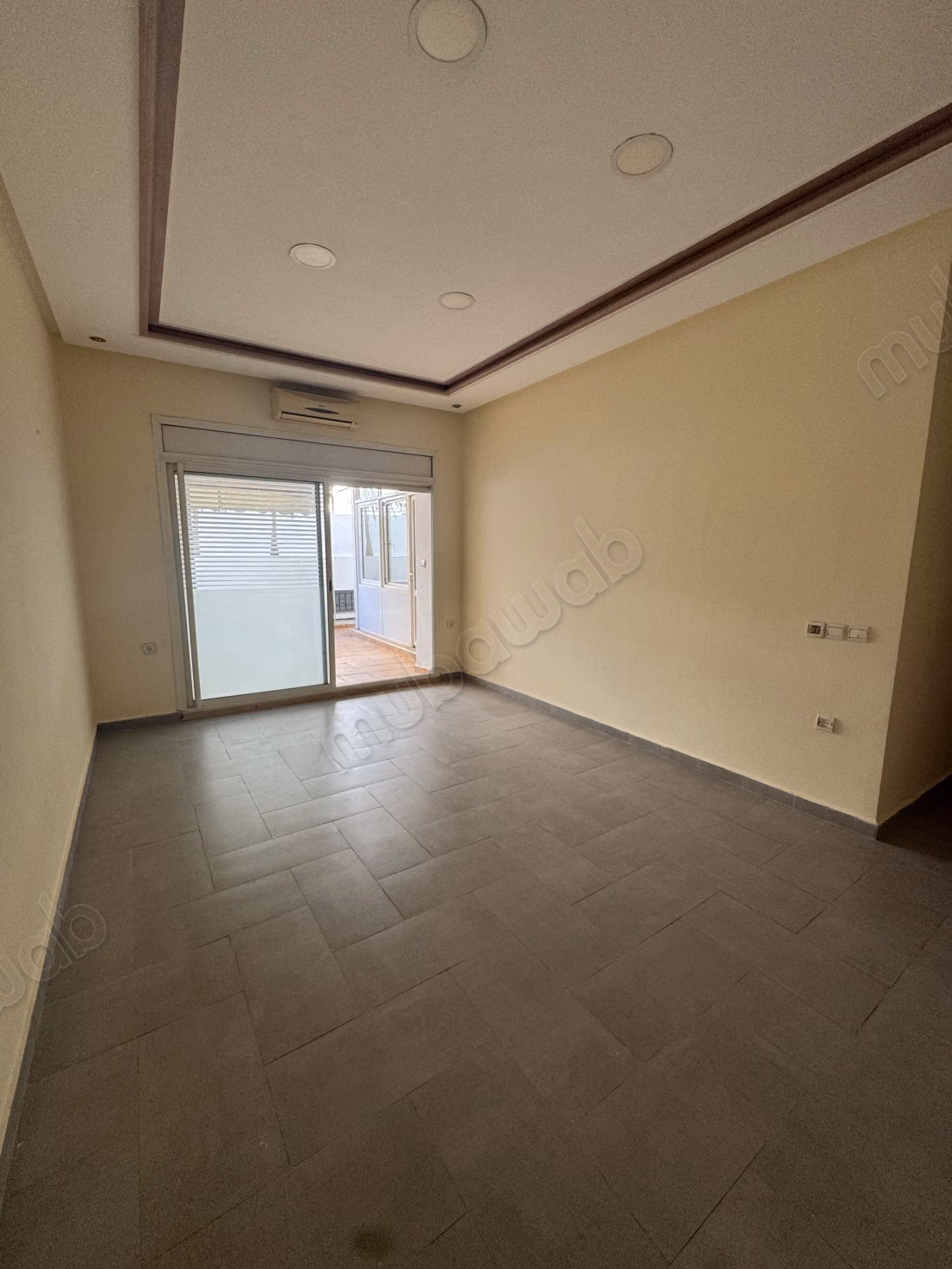 Unfurnished apartment for rent in Agdal