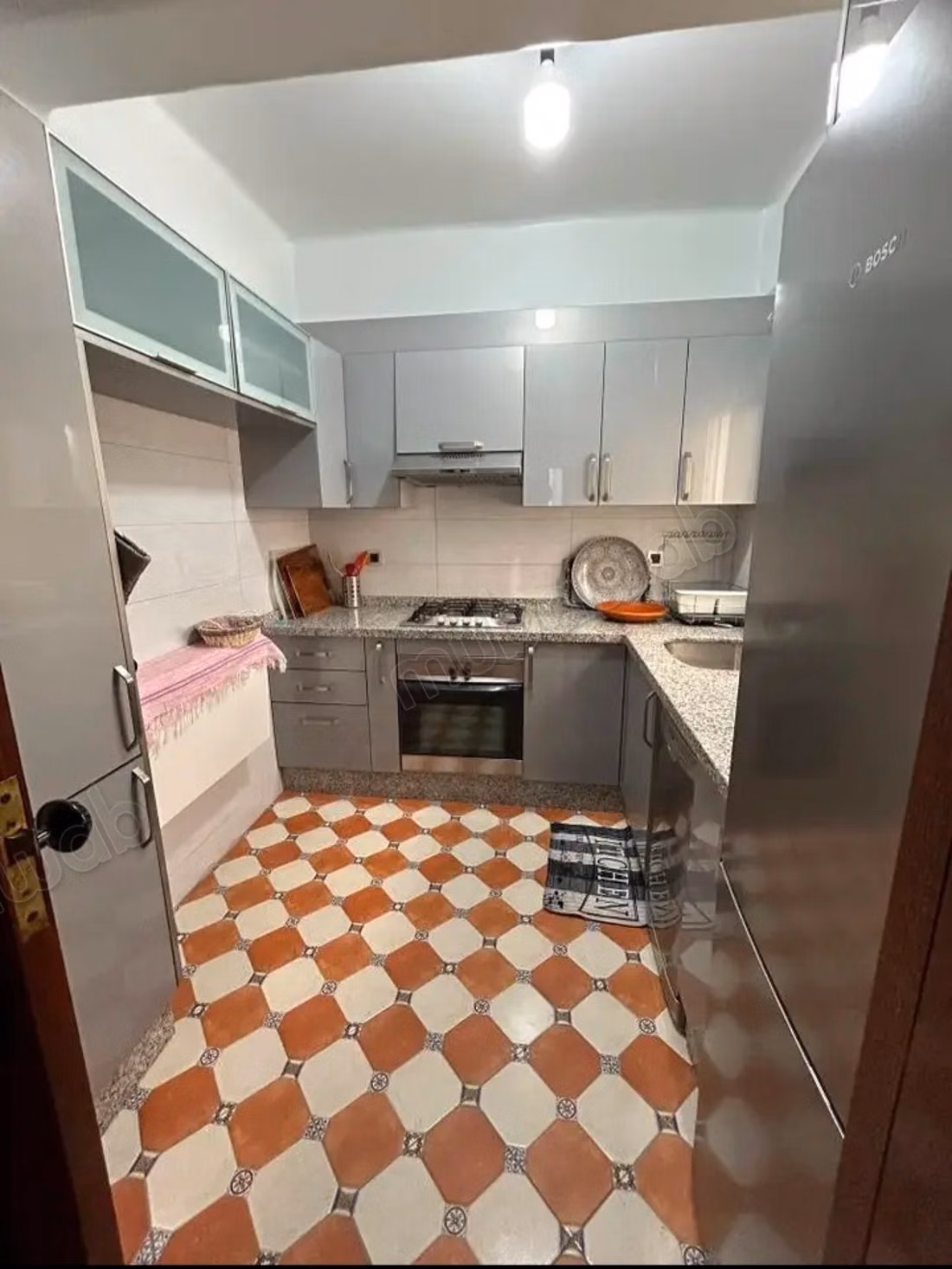 Location saisonnière à M'Diq.
Surface totale 70 m².
Nombre minimum de nuitées 2