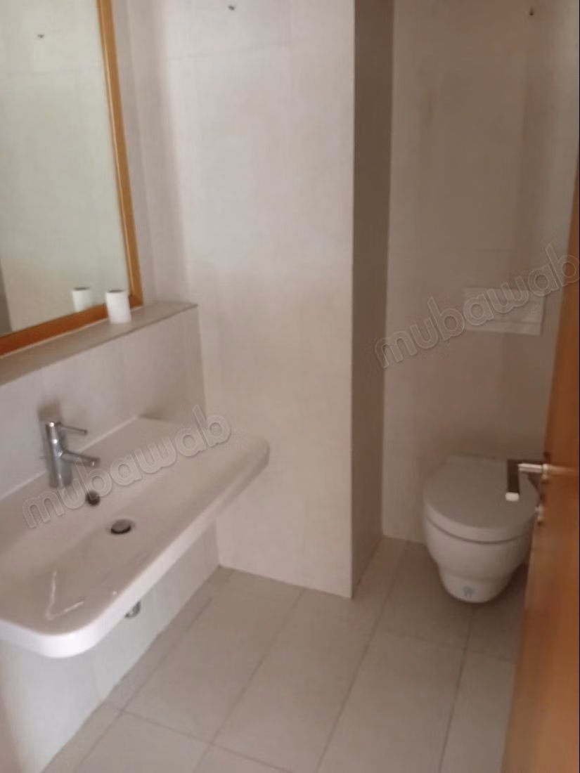 Appartement vide à louer à cfc