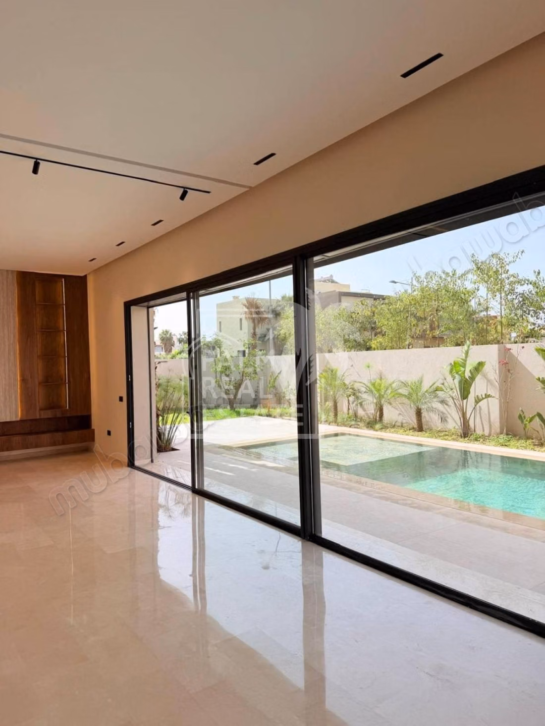 Top affaire Villa d’angle a vendre 3 façades – Golf Argan