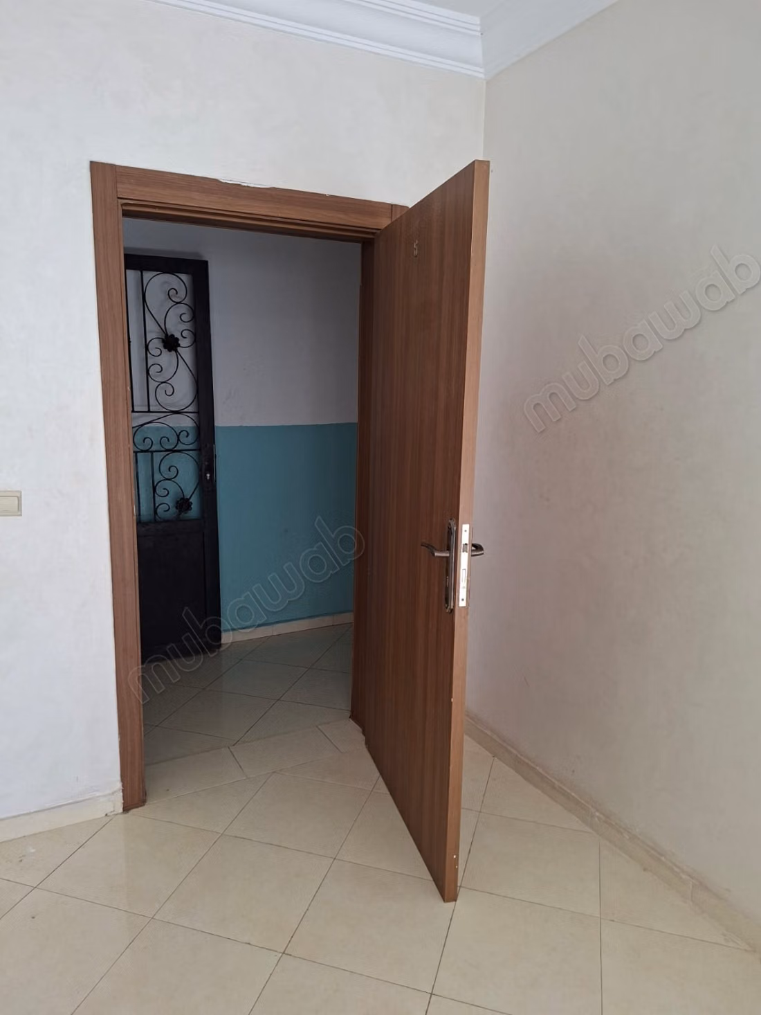 Ground floor apartment for rent in Ryad Oulfa