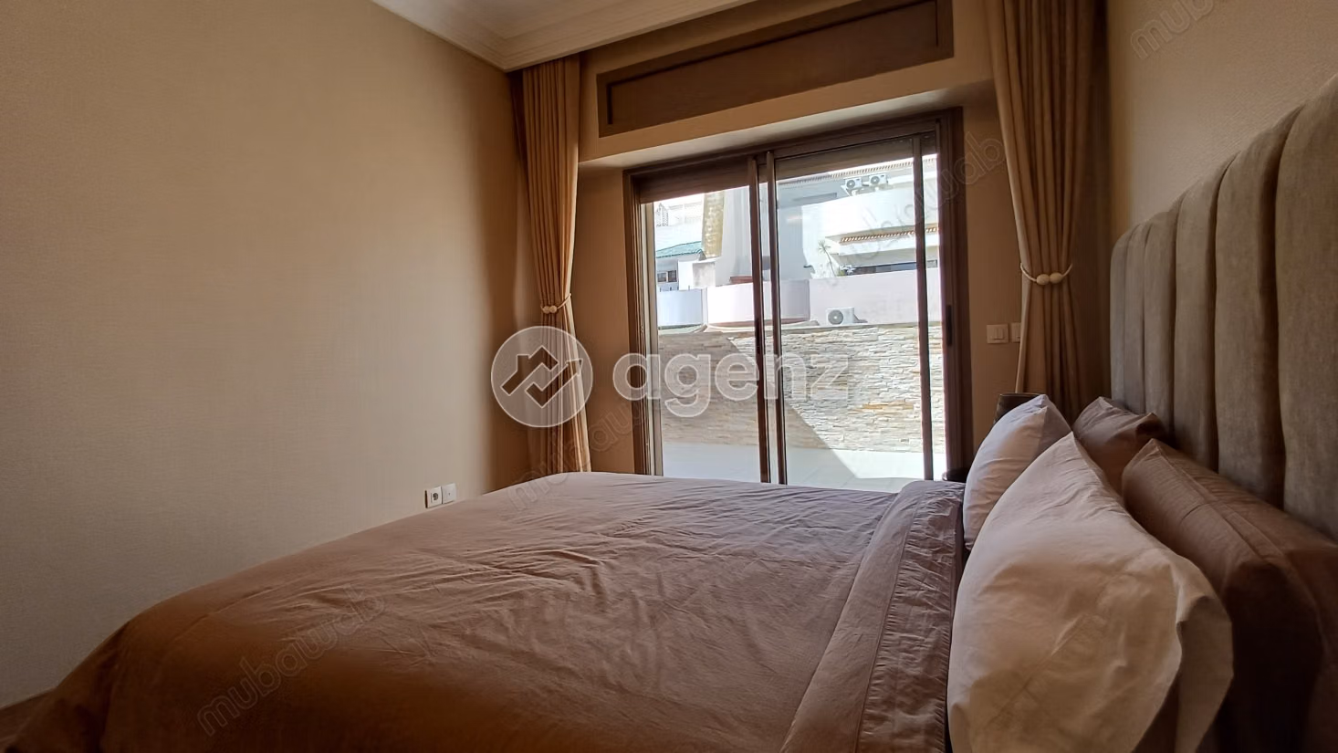 Appartement 124 m² f Racine — 18