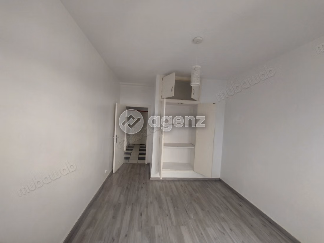 Appartement à vendre 157 m², 3 chambres 
Maârif Extension 
Casablanca — 5
