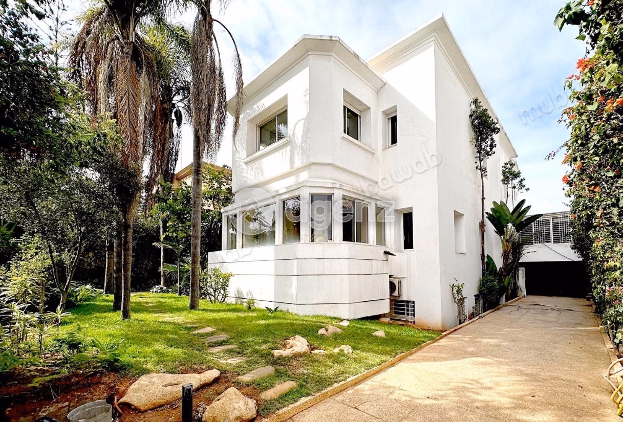 Villa in affitto 564 m², 4 camere Anfa Supérieur Casablanca