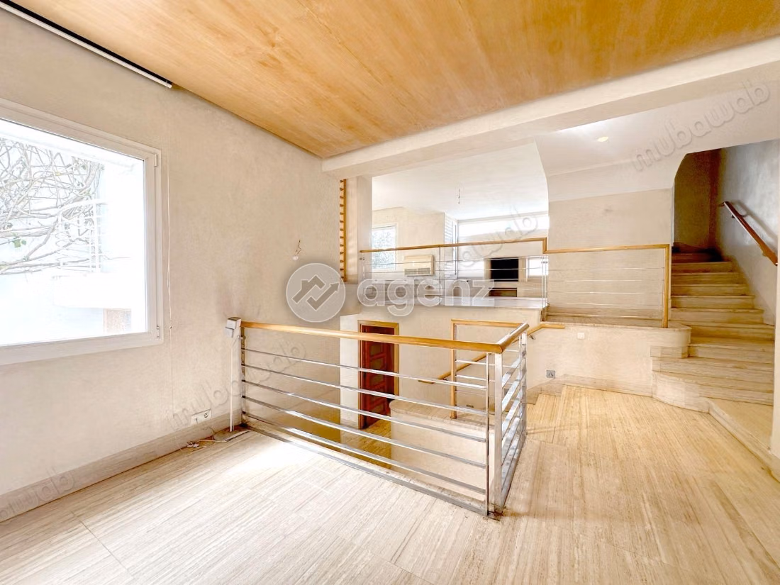 Villa in affitto 564 m², 4 camere Anfa Supérieur Casablanca