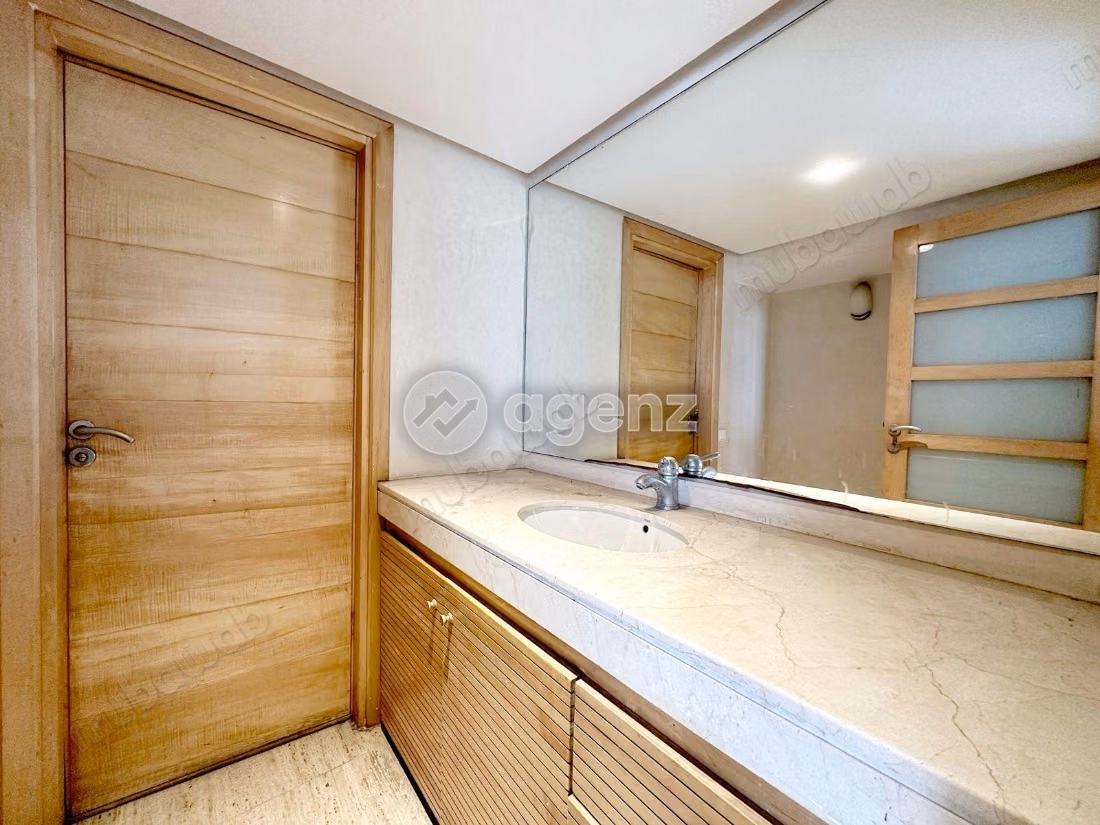 Villa in affitto 564 m², 4 camere Anfa Supérieur Casablanca