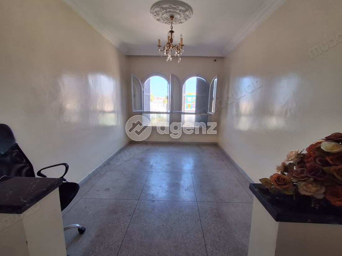 Appartement à vendre 57 m², 2 chambres 
Zone industrielle Tabriquet 
Salé