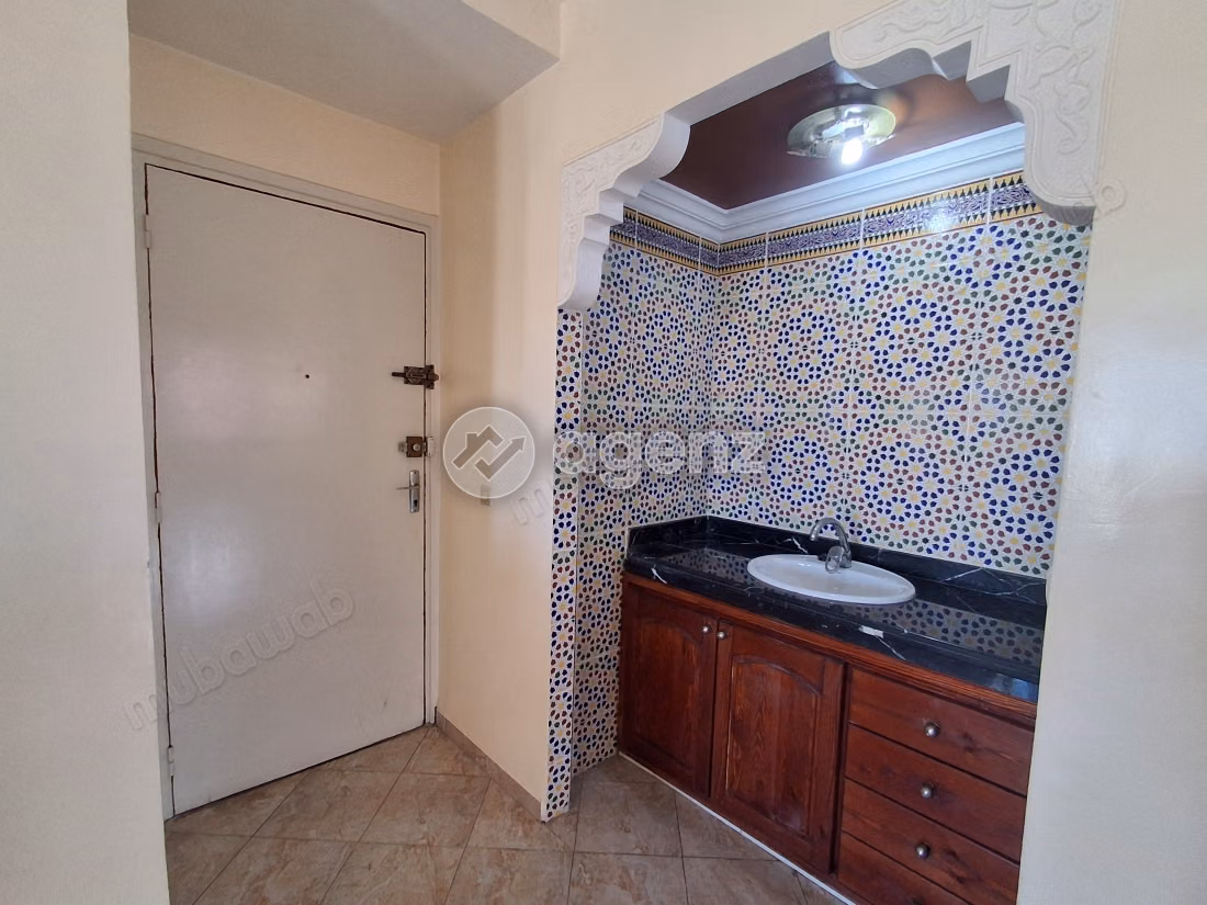 Appartement à vendre 57 m², 2 chambres 
Zone industrielle Tabriquet 
Salé — 4