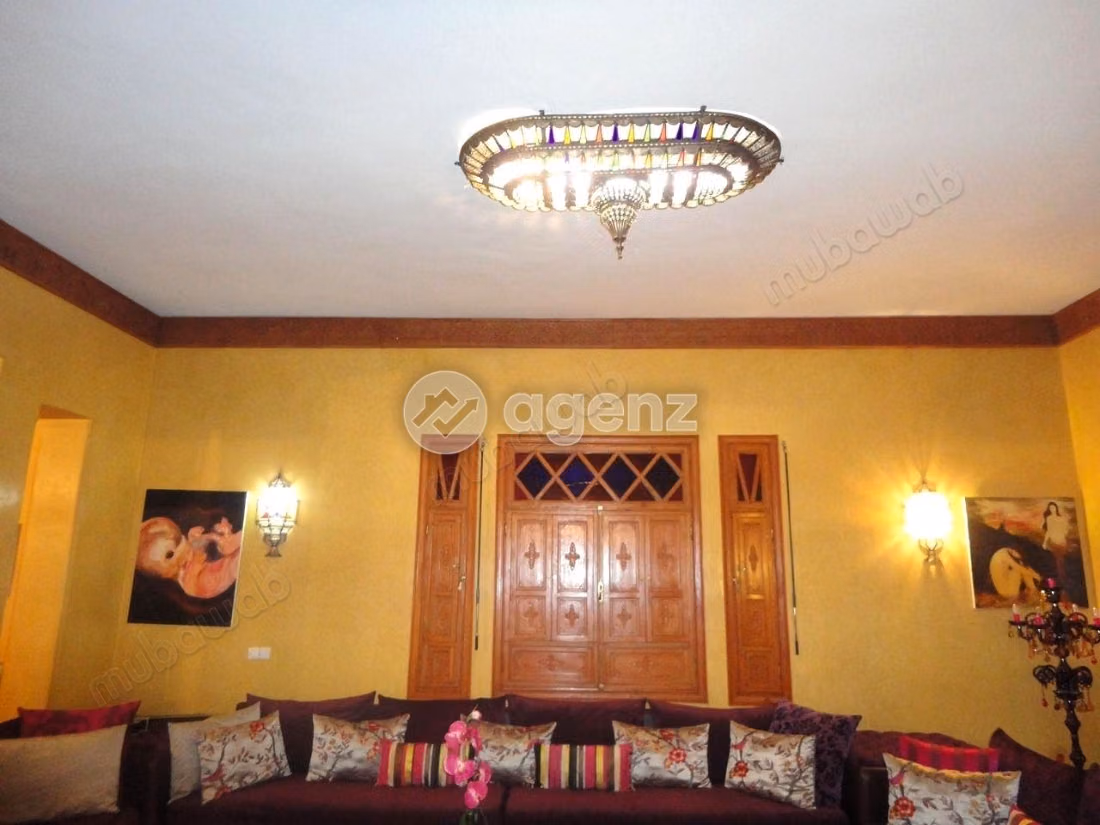 Villa in vendita 1.200 m², 6 camere Masmoudi Marrakech