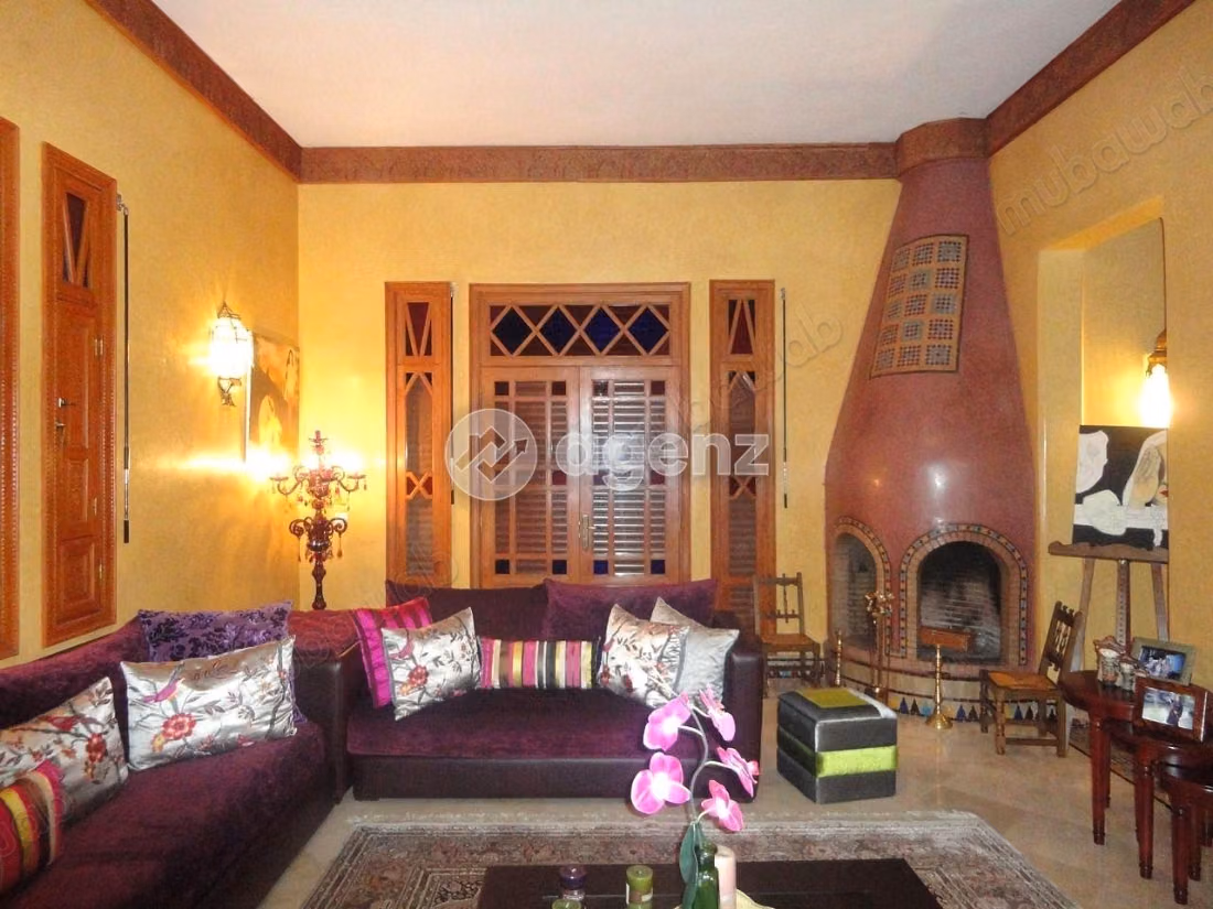 Villa in vendita 1.200 m², 6 camere Masmoudi Marrakech
