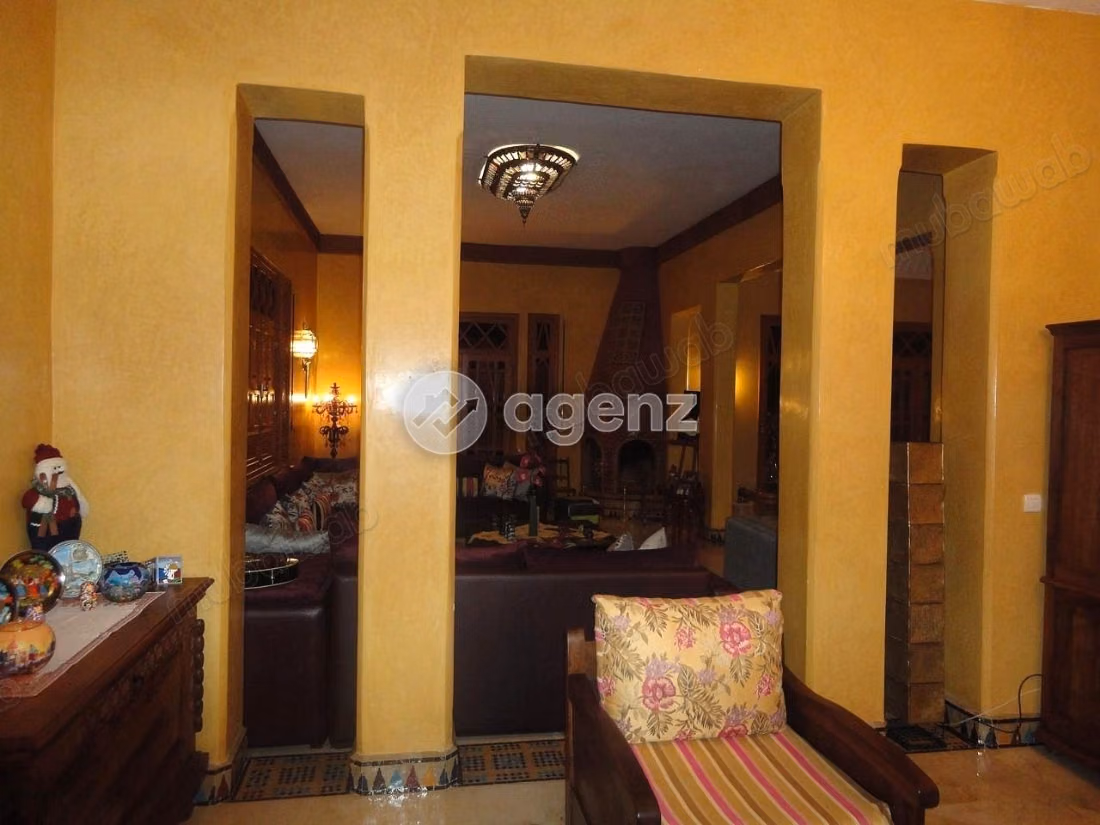Villa in vendita 1.200 m², 6 camere Masmoudi Marrakech