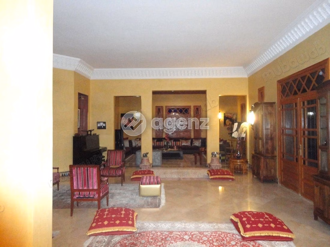 Villa in vendita 1.200 m², 6 camere Masmoudi Marrakech