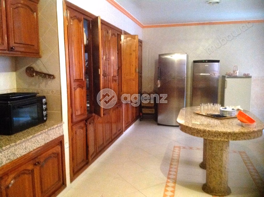 Villa in vendita 1.200 m², 6 camere Masmoudi Marrakech