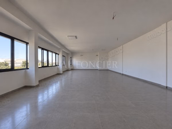 Location Local industriel de 760m2 à Bouskoura