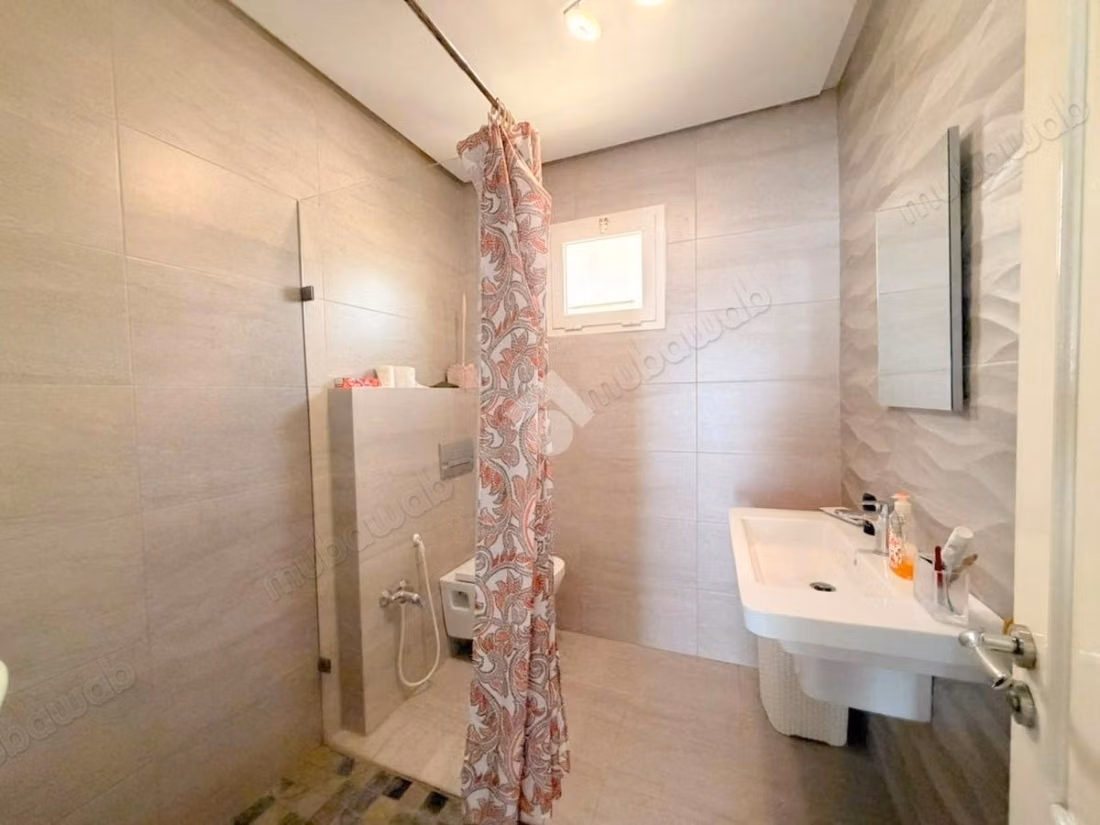 Villa floor for rent