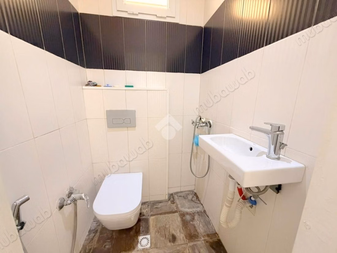 Villa floor for rent