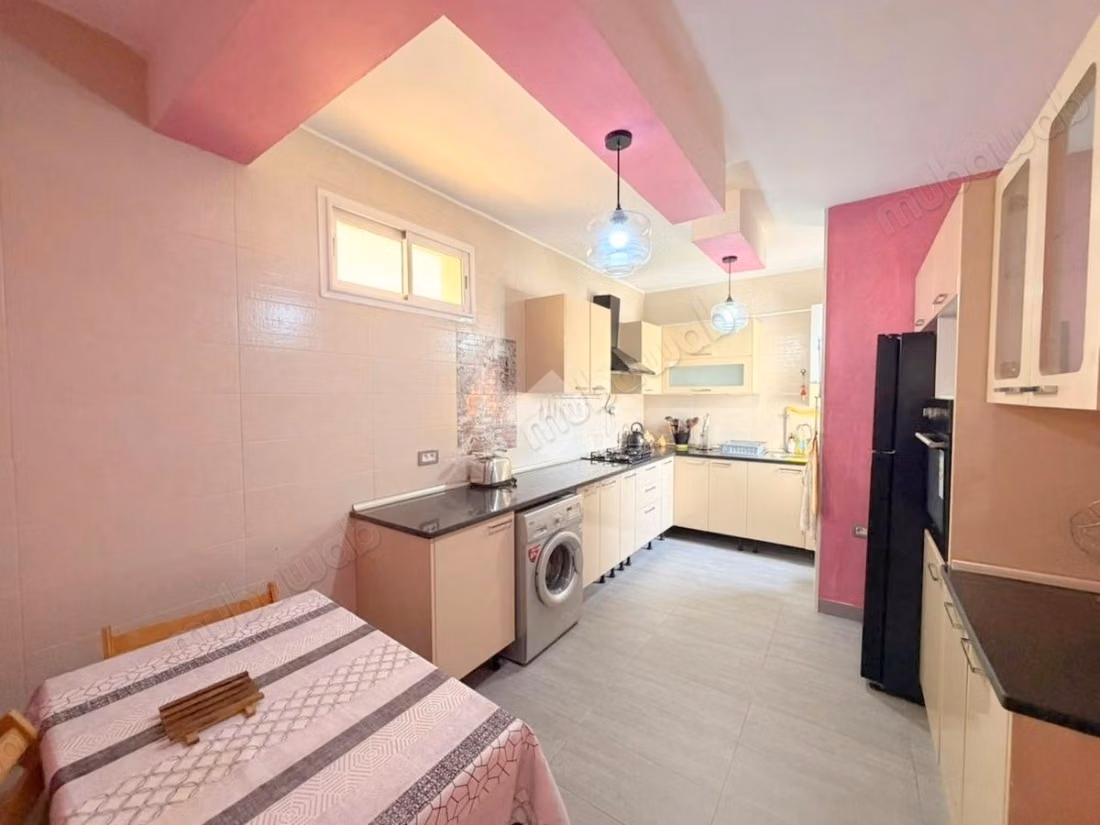 Villa floor for rent