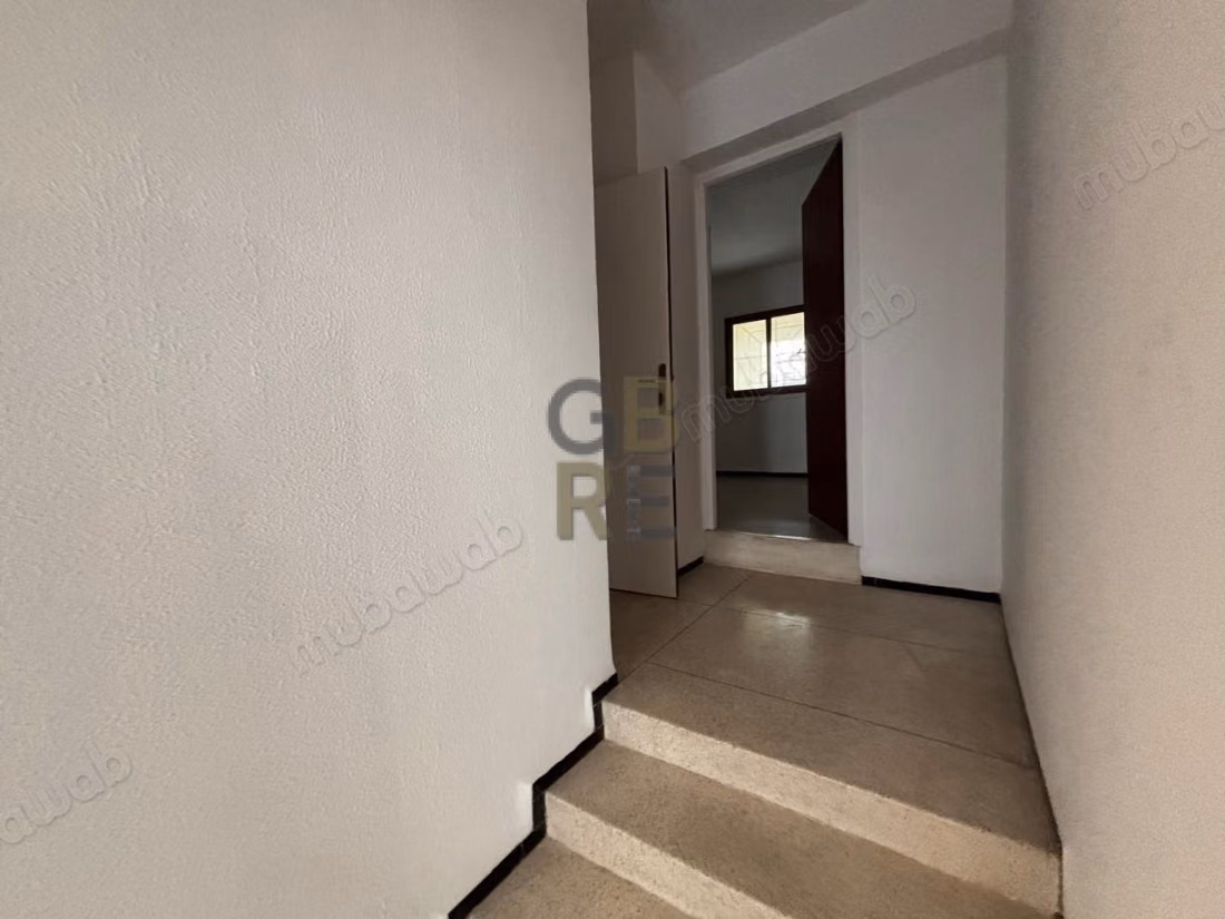 Ground floor apartment with a large private courtyard