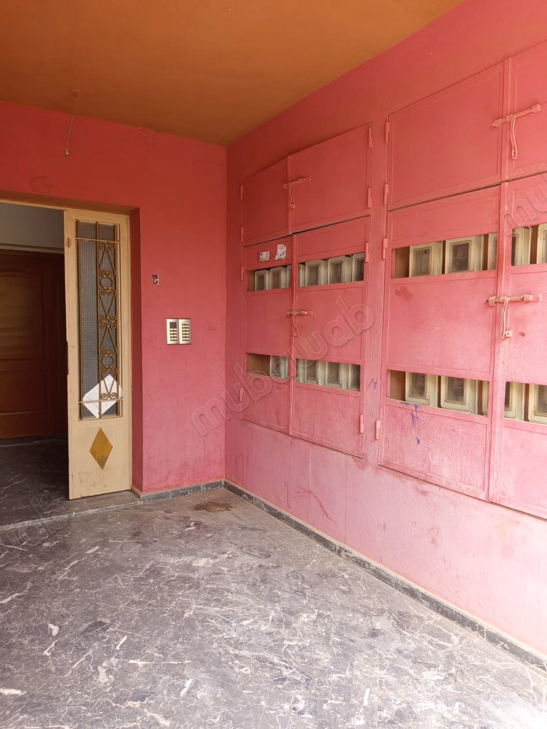 Superbo appartamento in vendita in Route de Ouarzazate. 1 stanza. Porta blindata, salotto marocchino
