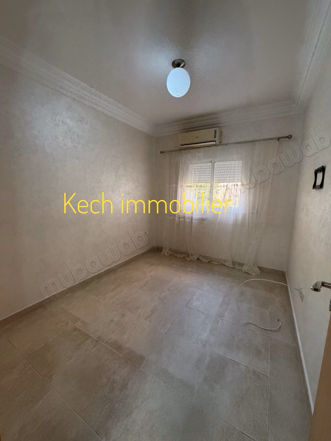 Very nice apartment for rent on Route de Safi. Total area 68 m². Elevator