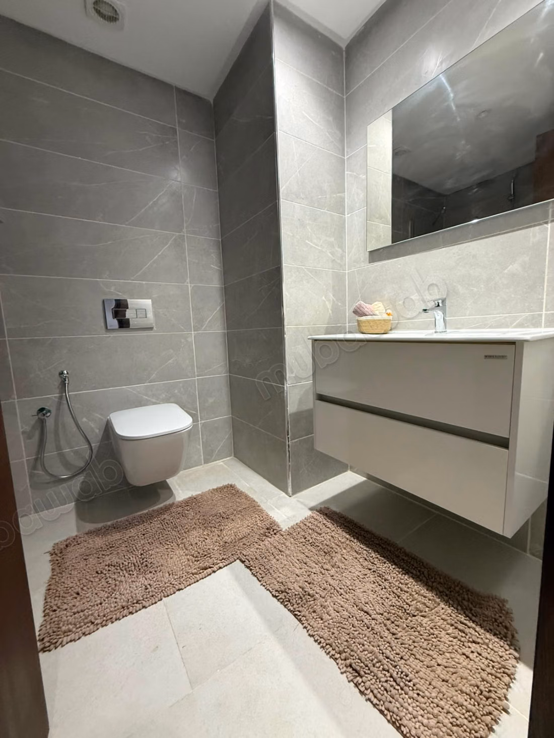 À LOUER – Appartement S2 meublé L’Aouina