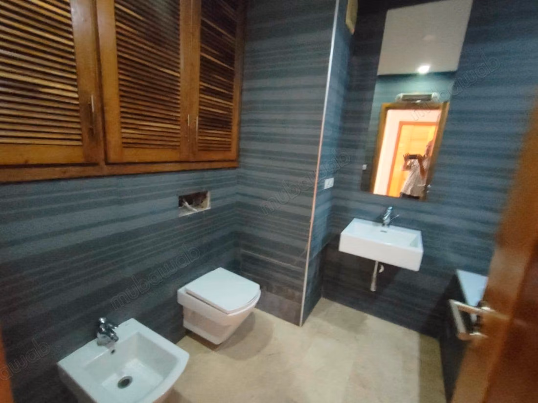 Appartement VIDE 200m² Gauthier 12500 dh