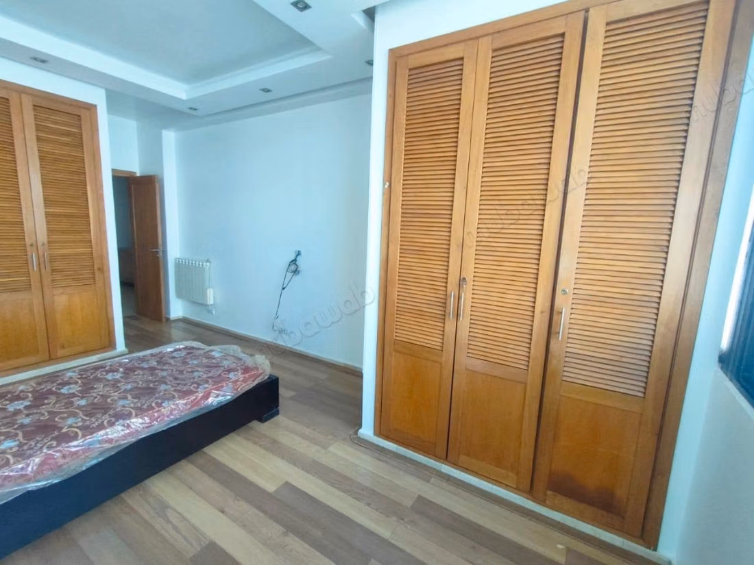 Appartement VIDE 200m² Gauthier 12500 dh
