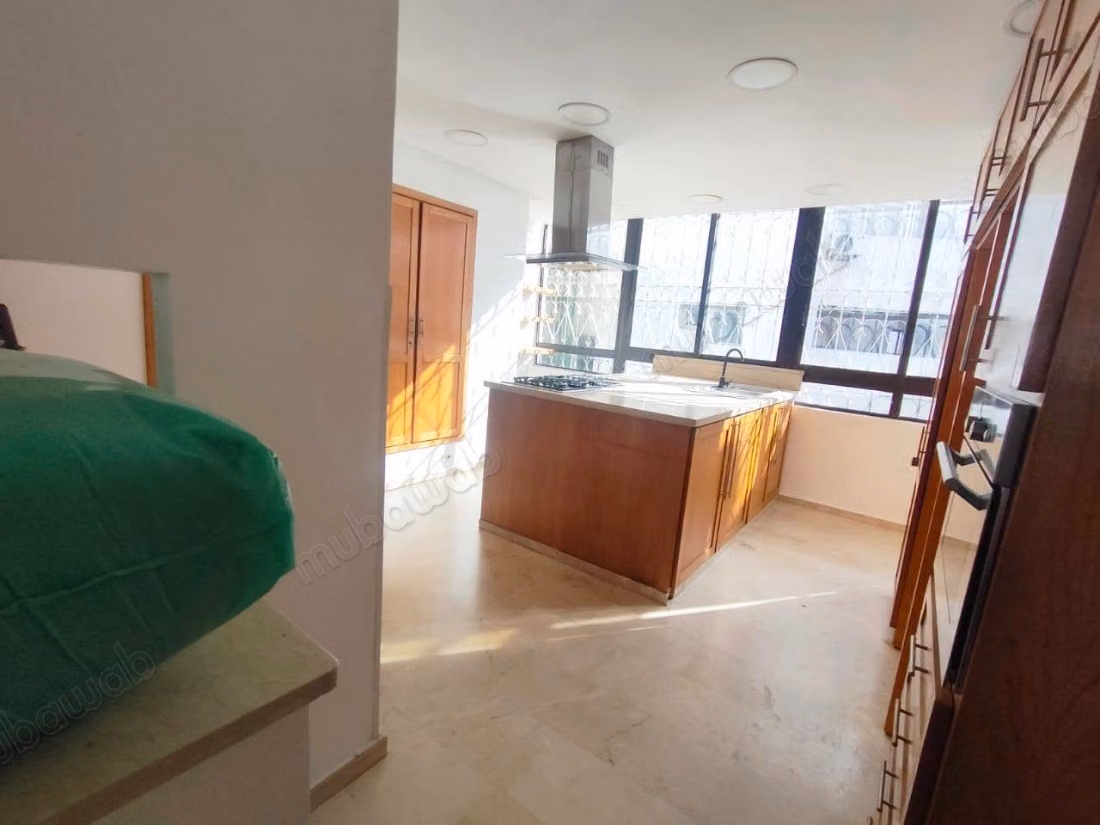 Appartement VIDE 200m² Gauthier 12500 dh