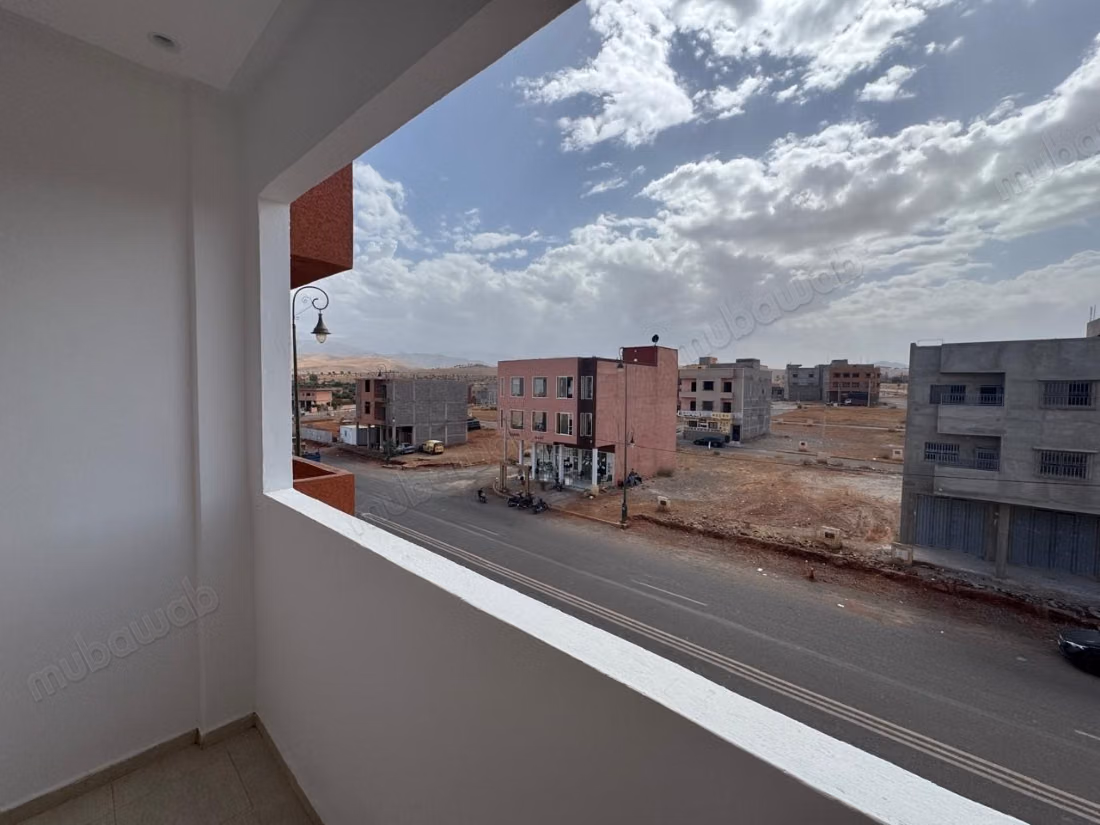 En venta - apartamento de 3 habitaciones en Tahanaout
