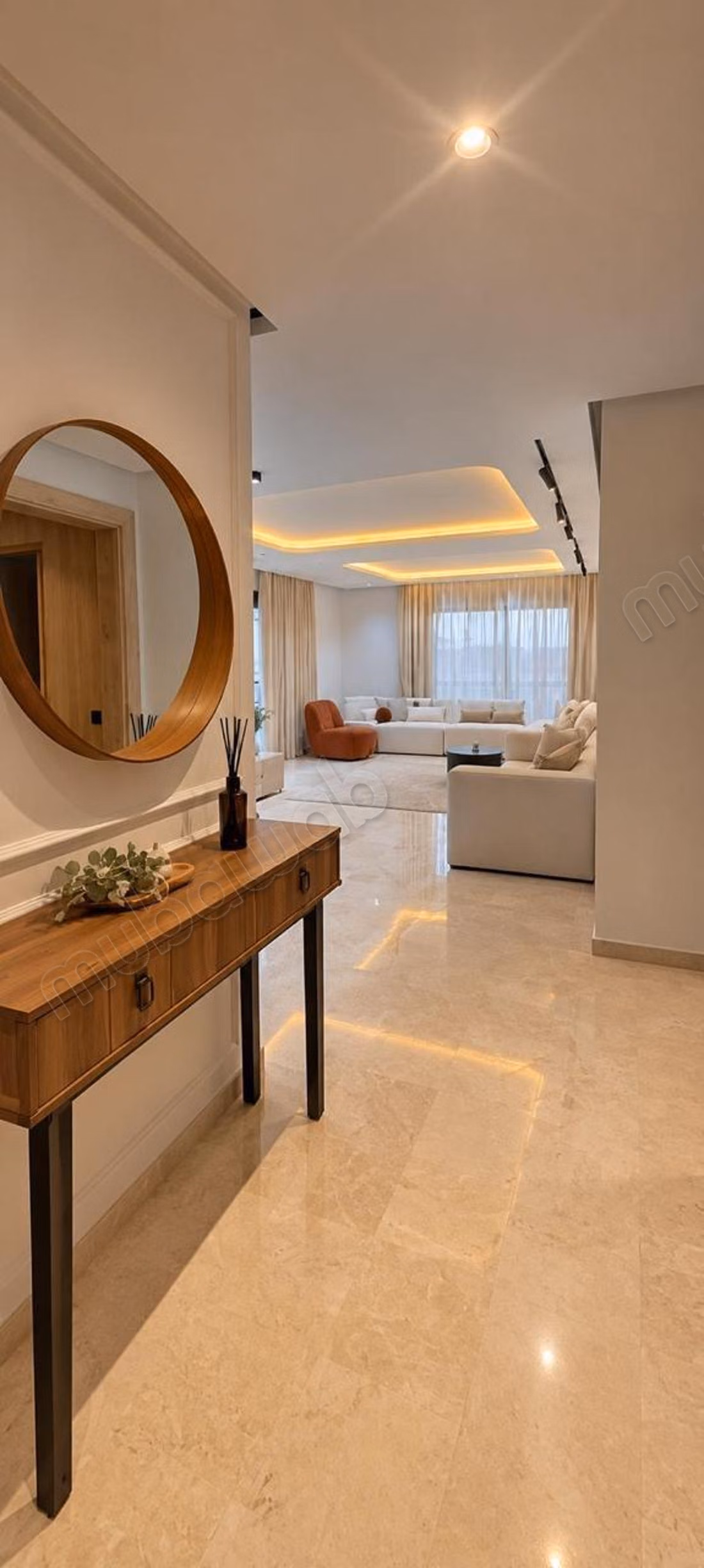 À louer appartement 2 ch palmier 13000fh